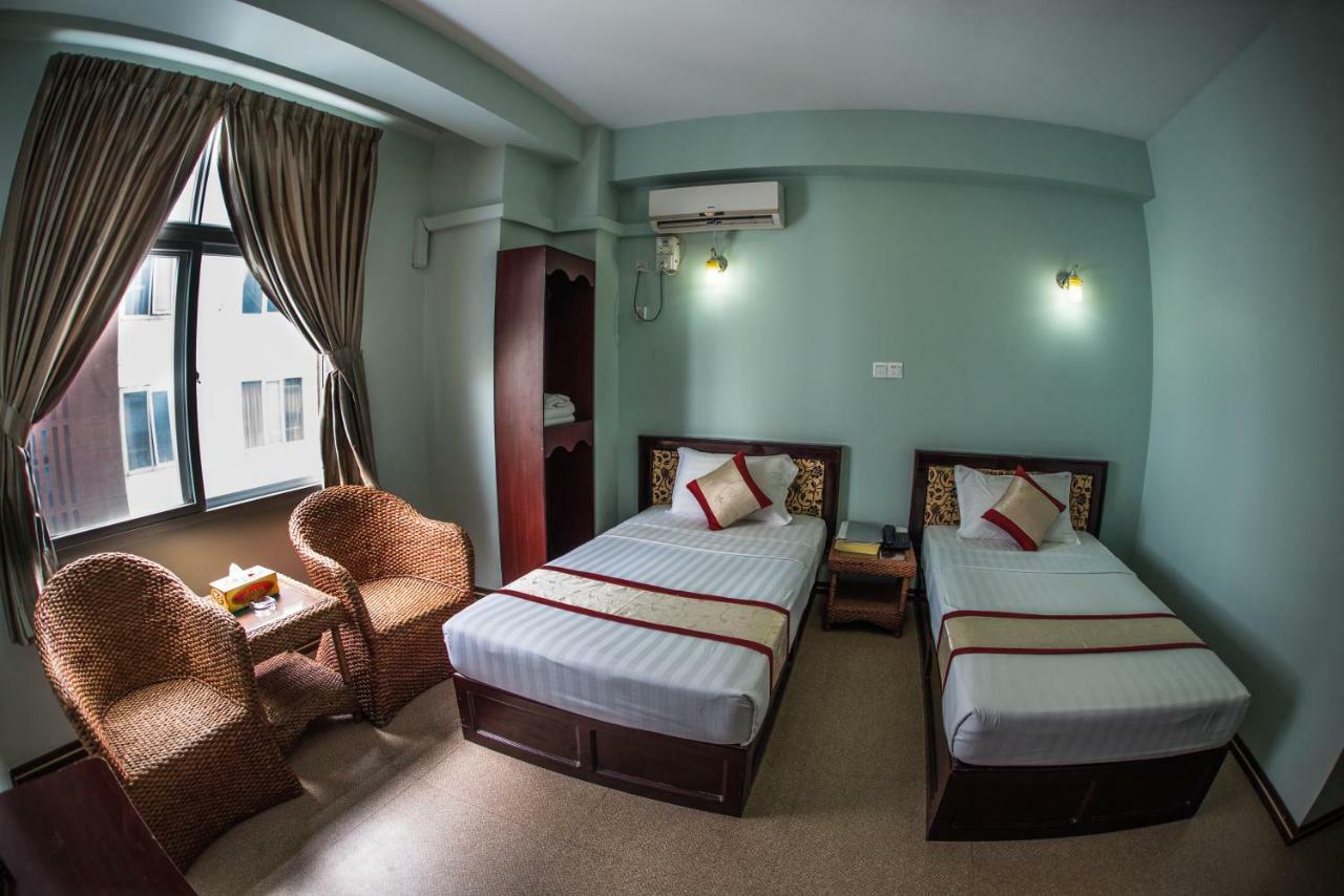 Hotel Diamond Crown