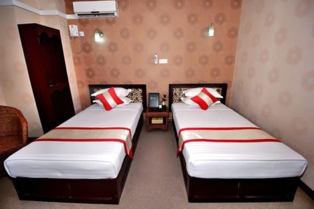 Diamond Crown Hotel
