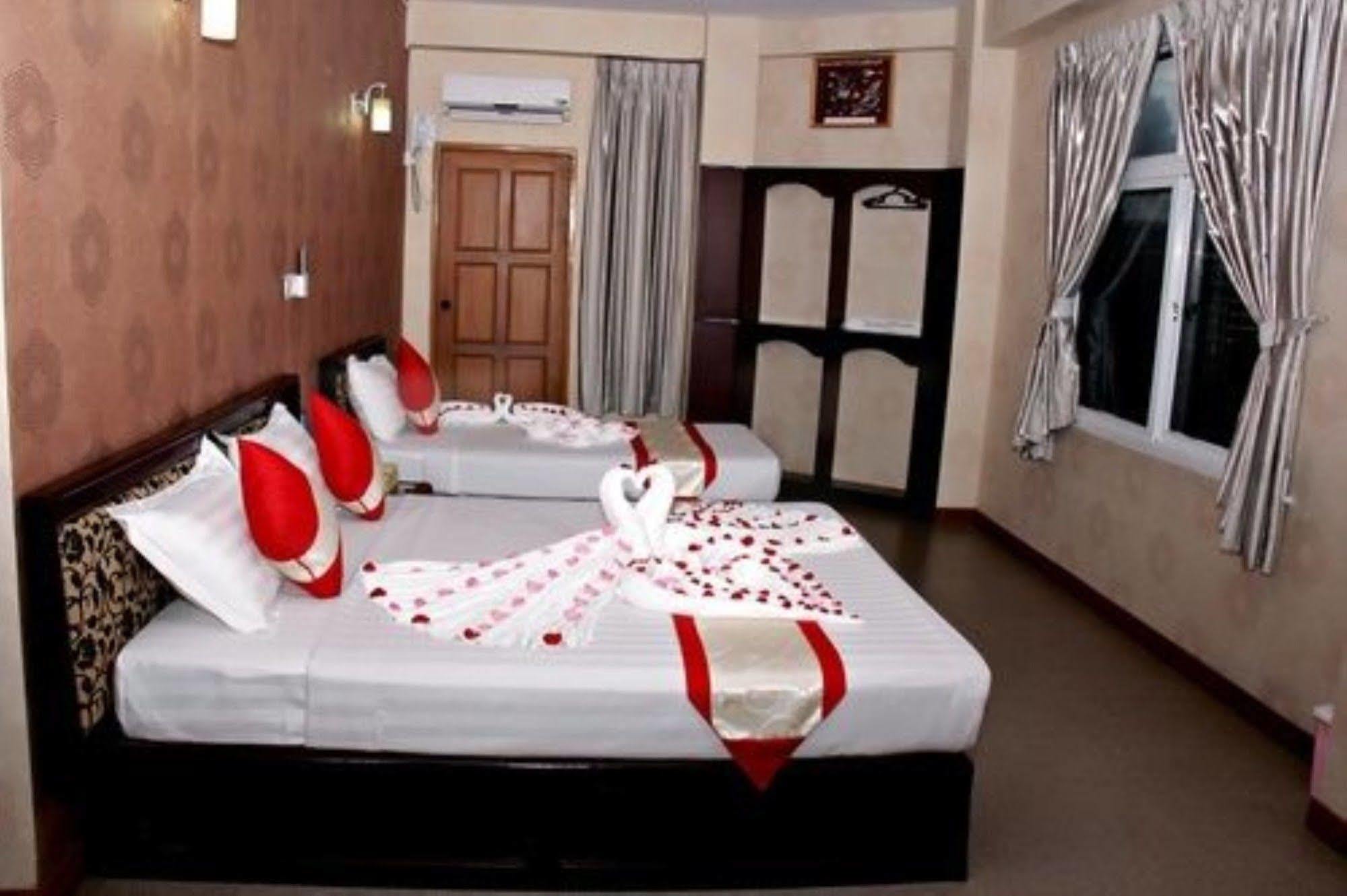 Diamond Crown Hotel Gyogon