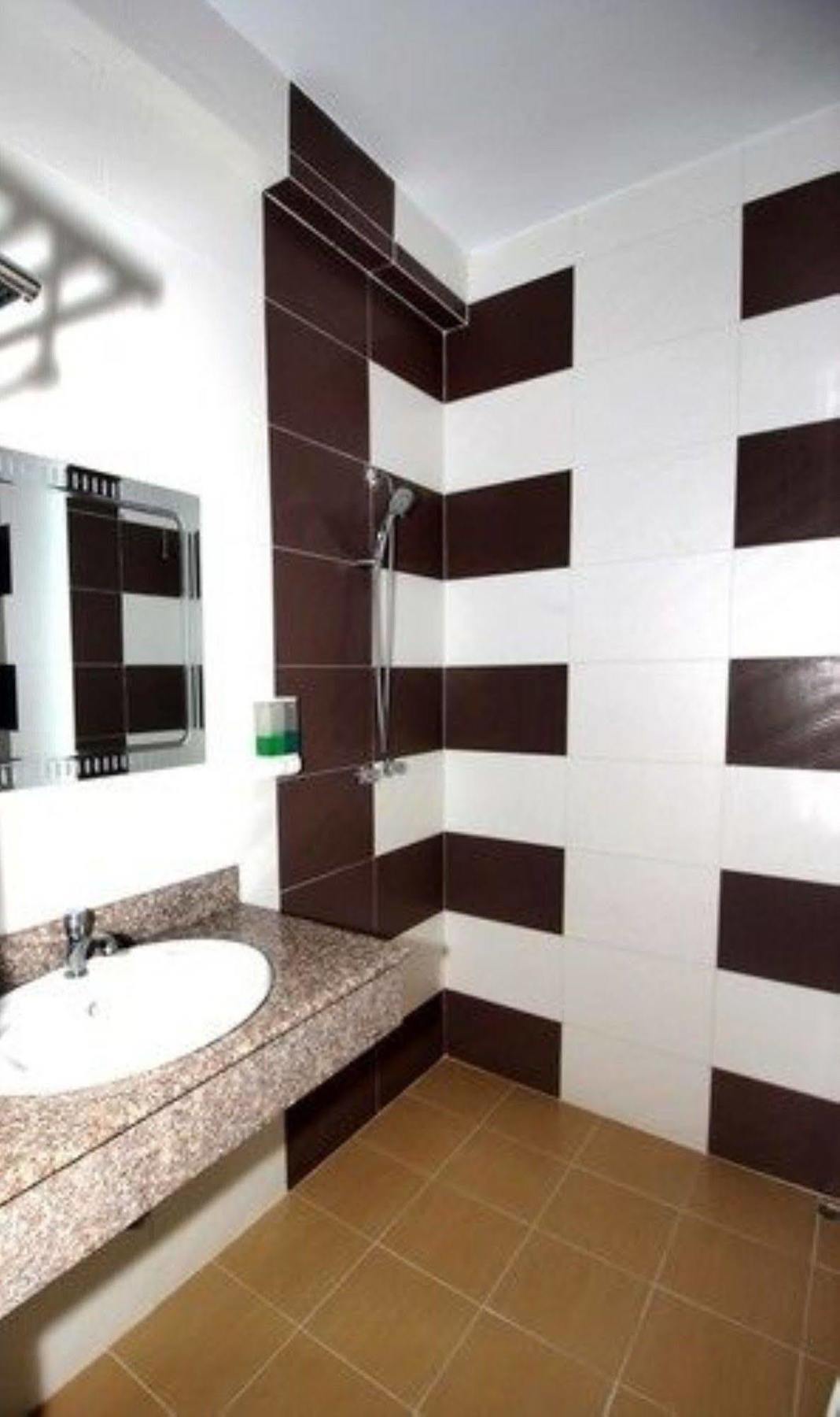 Hotel Diamond Crown 3*