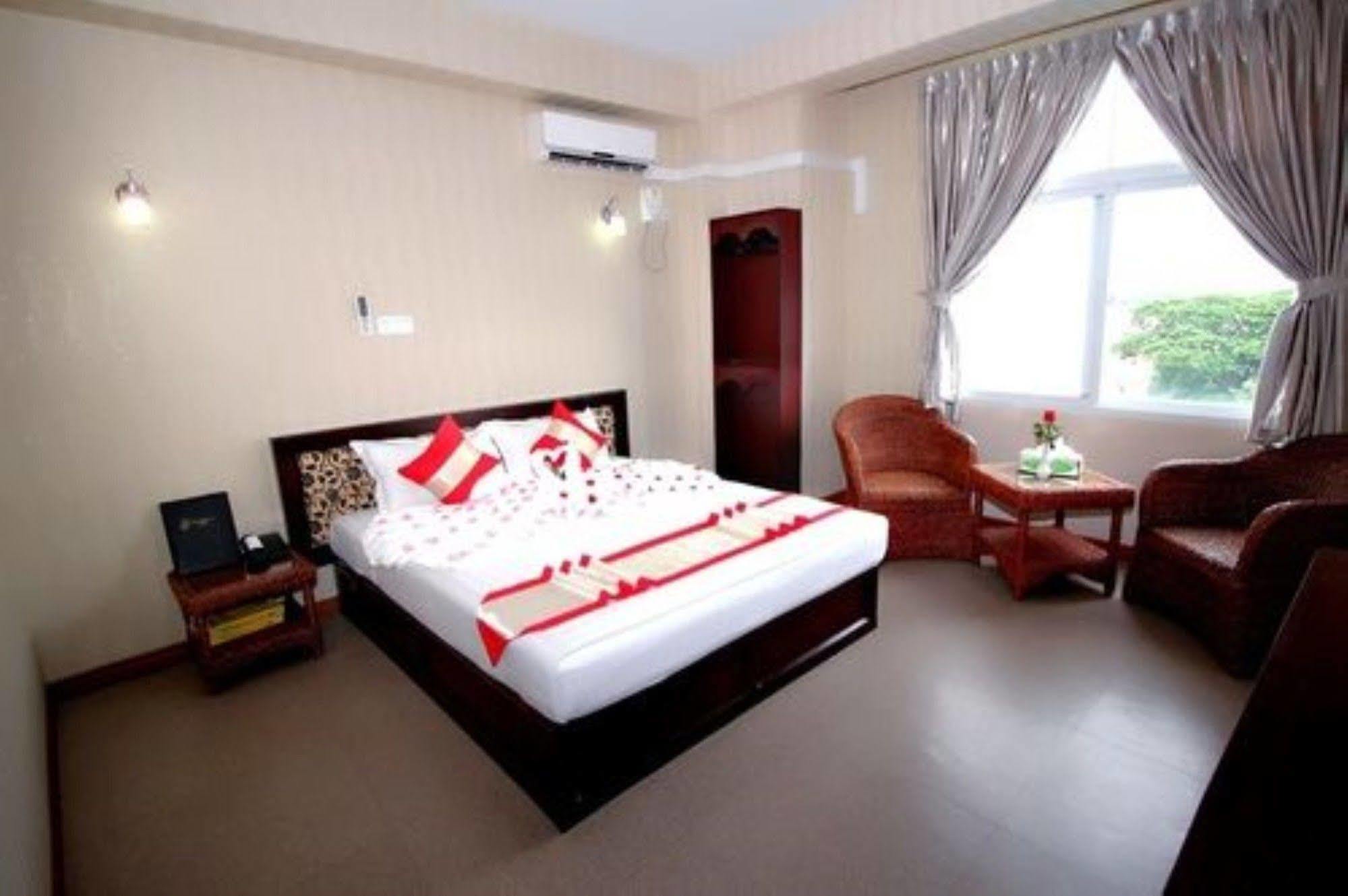 Hotel Diamond Crown Gyogon